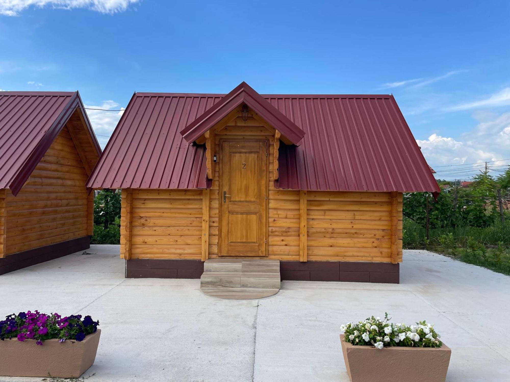 Cozy Bungallows Podgorica Buitenkant foto